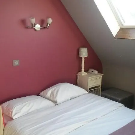 Logis Du Theatre Готель Тур