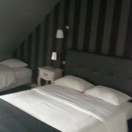 Logis Du Theatre Tours