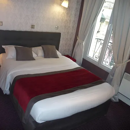 Logis Du Théâtre Hotel 2*