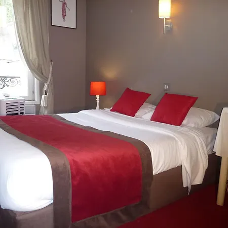 Hotel Logis Du Théâtre Tours