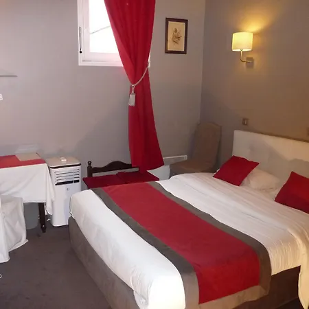 Logis Du Théâtre Hotel