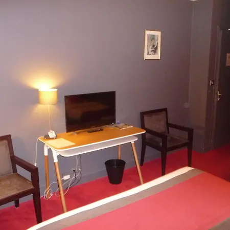 Logis Du Théâtre 2* Tours