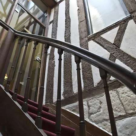 Logis Du Théâtre Tours