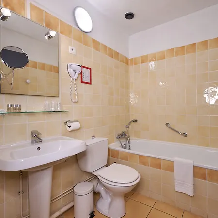 Logis Du Theatre Hotel Tours