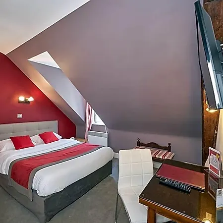 Logis Du Theatre 2* Tours