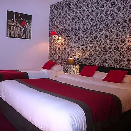 Logis Du Theatre Hotel 2*