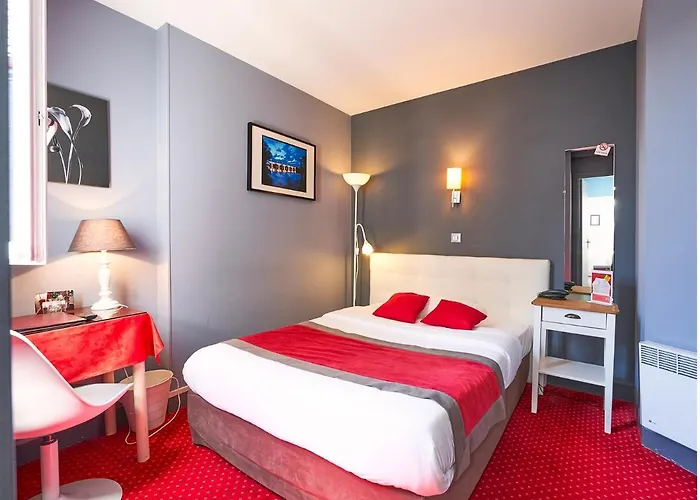 Logis Hotel Du Theatre