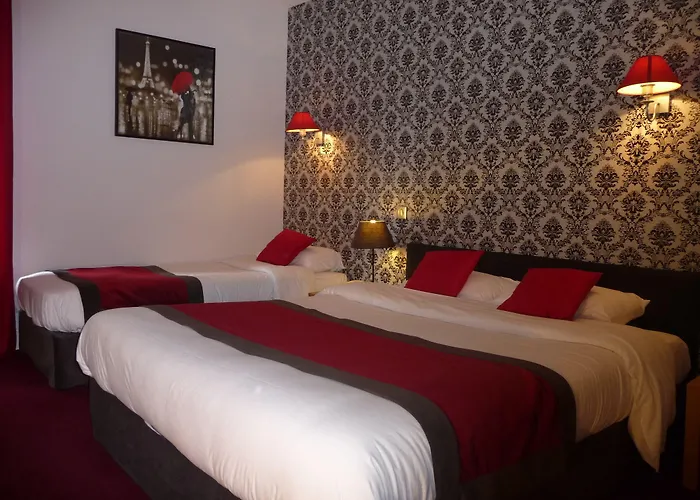 Hotel Logis Hotel Du Theatre 2*