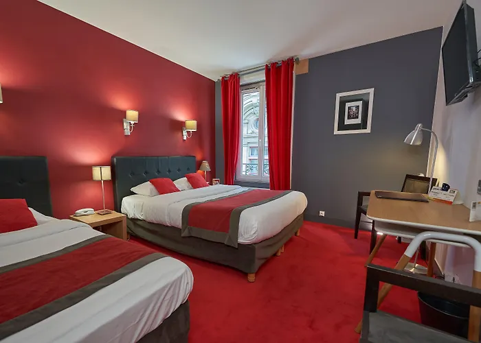 Logis Hotel Du Theatre 2* Tours