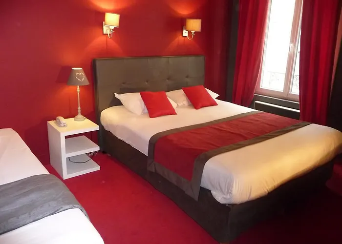 Hotel Logis Du Theatre Tours