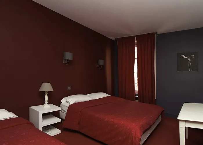 Hotel Logis Du Theatre Tours